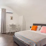 Three Brother's Augusteo Apartman Nápoly