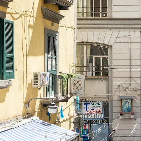 Three Brother's Augusteo * Neapel