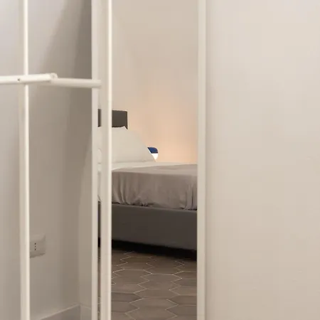 Three Brother's Augusteo * Napels