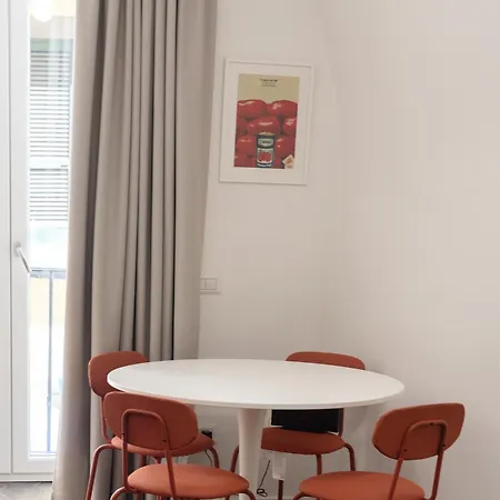 Three Brother's Augusteo Appartement *