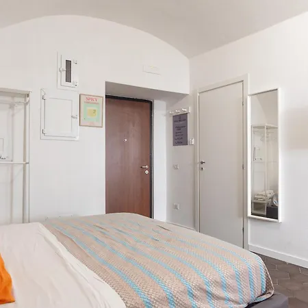 Three Brother's Augusteo Appartement