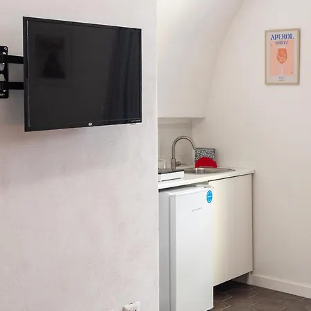 Three Brother's Augusteo Appartement